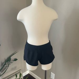 black speed up shorts ( Lululemon knock-off- unknown brand)